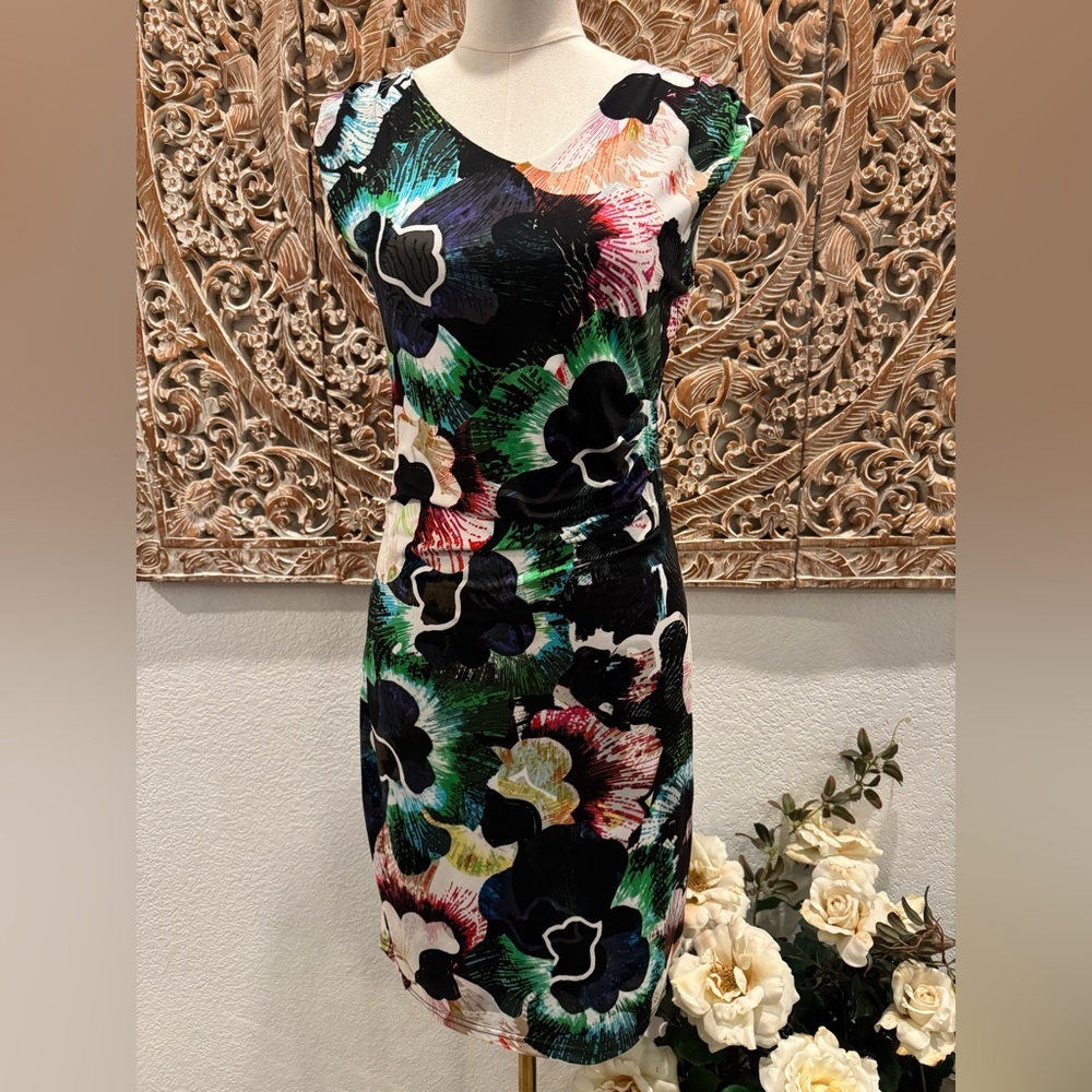 Teaberry Bold Abstract Floral Sheath Bodycon Dress, Classy Business Casual - Picture 2 of 15